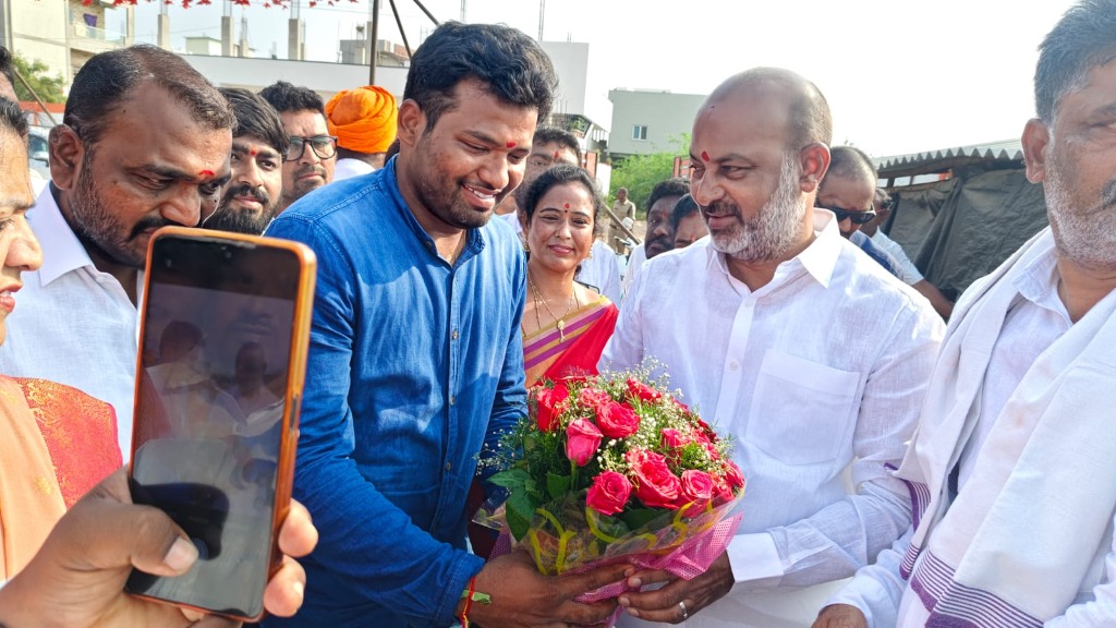 BJP Karimnagar Office VIP Welcome and Bouquet Presentation
