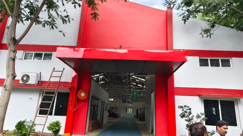 Rane Madras Projecting Entrance Canopy and Entrance