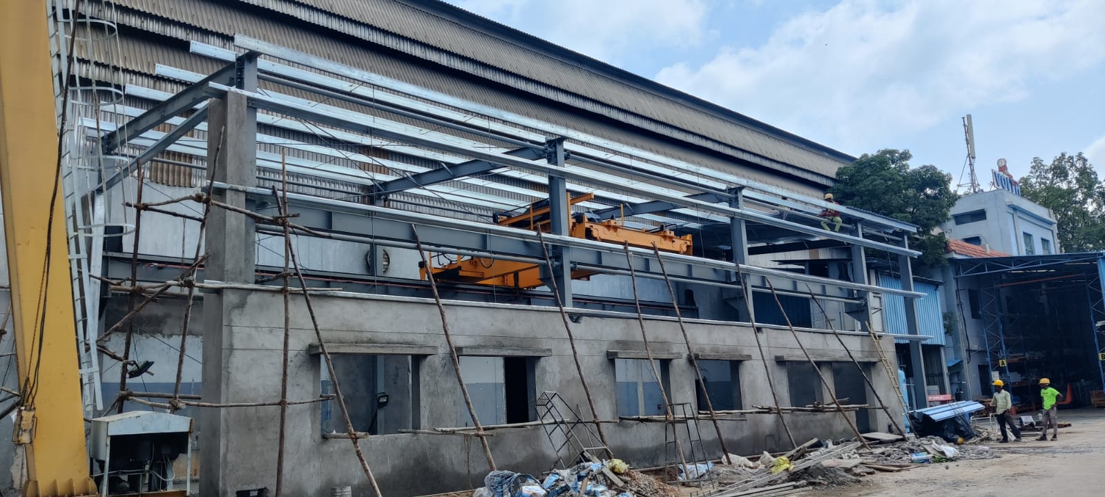 Voith Turbo Drum Drive Facility — PEB Steel Framing and Crane Runway Erection